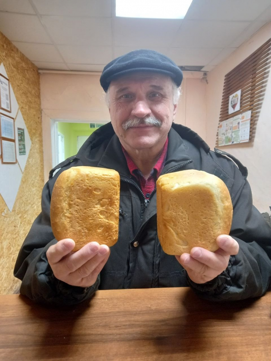 Печём и раздаём хлеб в центре здоровья ТОС «Мостовая Слобода»!
