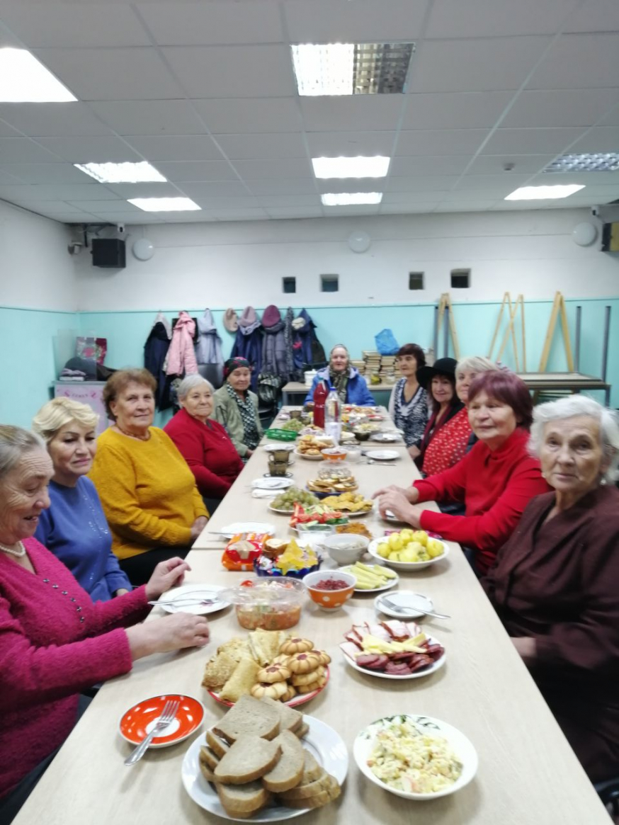 Традиционные соседские посиделки в клубе ТОС &quot;Мостовая Слобода&quot;.